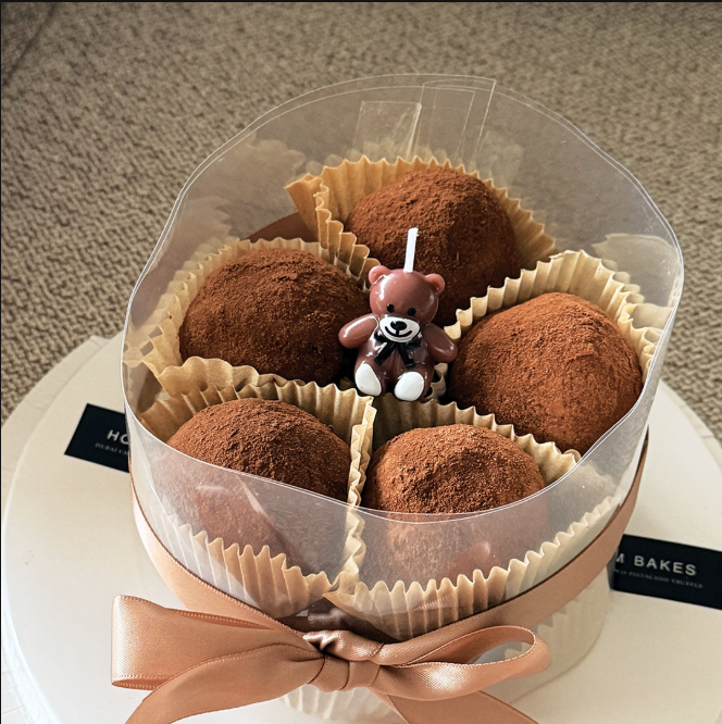 DUBAI CHEWY BEAR CAKE